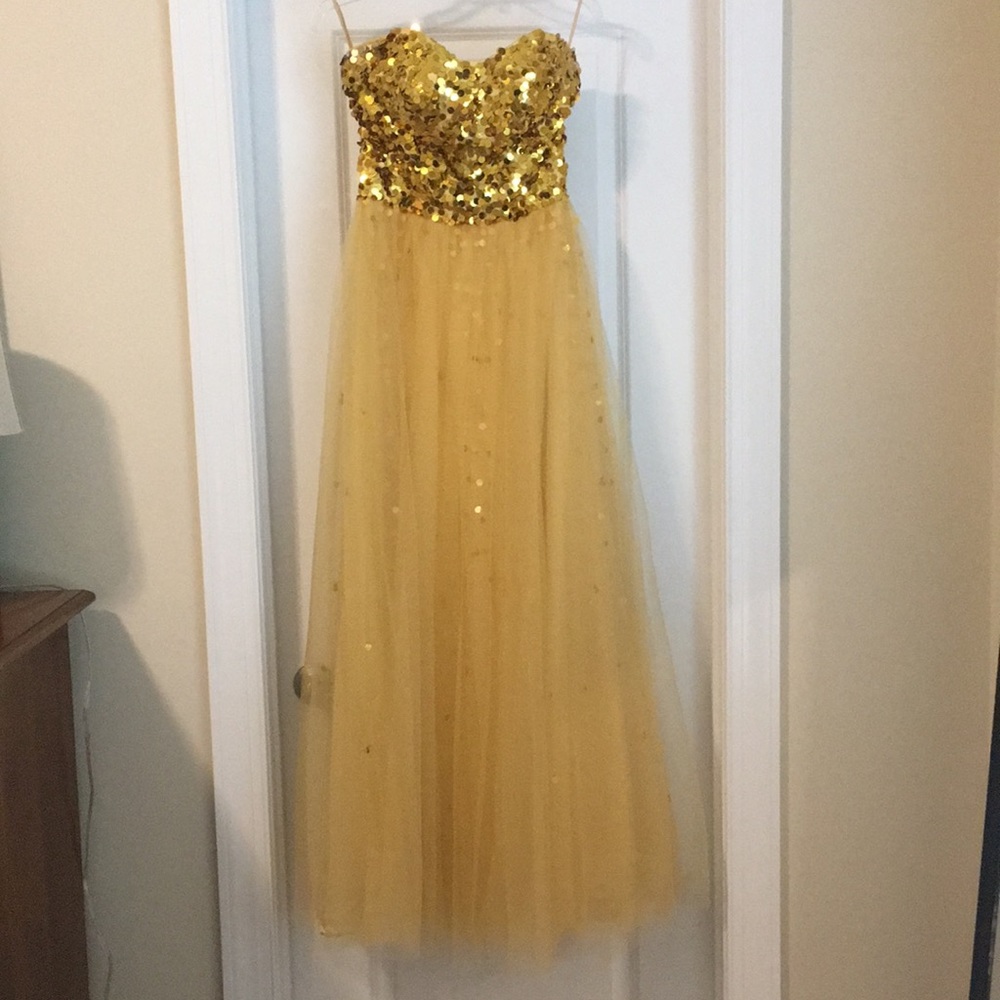 Prom dress